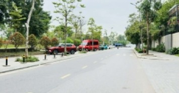 bán nhà Ngọc Thuỵ, 6 tầng thang máy, ôtô đỗ cửa, thoáng trước sau