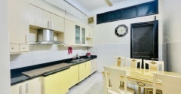 Bán nhà đẹp chợ Ngọc Thụy- Dân Xây -full Nội thất -60m 5 tầng- mặt tiền rộng- Nhỉnh 9 tỷ(TL)