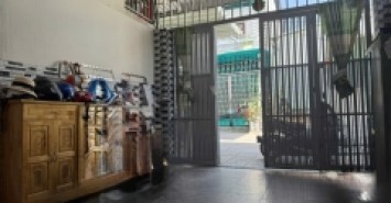 Bán nhà 3 tầng đường 109,  Phước Long B, Q.9, Hồ Chí Minh, diện tích 96m2, giá 8,45  tỷ, sổ hồng. Liên hệ 0933125879.