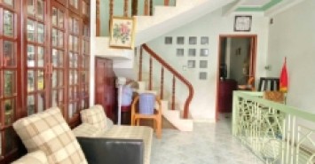 Nhà 4 tầng, HXH Lạc Long Quân, Quận Tân Bình, 65m² (4.8x14) – Giá 9.8 tỷ.