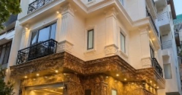 BÁN NHÀ PHỐ ĐỖ NHUẬN LÔ GÓC 66M Ô TÔ VÀO NHÀ 7 TẦNG THANG MÁY MẶT TIỀN ĐẸP KD