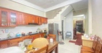 BÁN NHÀ VIỆT HƯNG, 60M, NHỈNH 7 TỶ, NHÀ DÂN XÂY CHẮC CHẮN, XE KIA ĐỖ CỬA