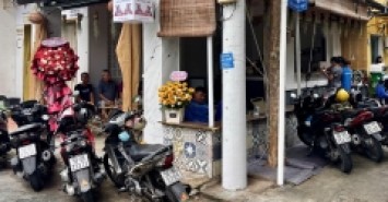 Sang quán cafe xinh góc 2 mặt tiền núp hẻm ngay ngã tư – Phường Tân Quý, Tân Phú.