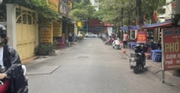 Trung tâm Đống Đa Mặt Ngõ Huỳnh Thúc Kháng 40m 4 tâng vỉa hè ô tô tránh kinh doanh sầm uất