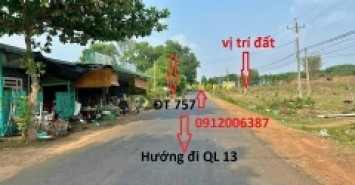 Hot. Bán Lỗ 1340m2 đất ở Thị Xã, ngay Chợ, sát QL13. Giá 100TR