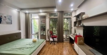 Bán nhà thịnh liệt mới 4 tầng long lanh 2 thoáng phân lô ao sào ô tô dừng đỗ ngày đêm hoàng mai