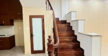 Bán nhà Gia Quất Ngọc Lâm- Sát Phố- Full NT- 50m 5 tầng - oto tránh - nhỉnh 12 tỷ