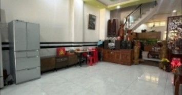 Bán nhà mặt phố Thủ Đức, 105m2, 4 tầng, 15.1 tỷ, sổ hồng