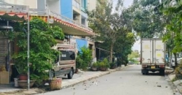 Bán nhà mặt tiền KDC Bình Điền 9x17 Biệt thự 4 tầng chỉ 11 tỷ nhỉnh TL - 0931172218