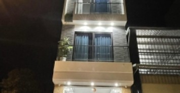 CẠNH NHỐN - NHÀ MỚI 5 TẦNG - Ô TÔ ĐÔ CỬA - 7 PHÒNG KHÉP KÍN