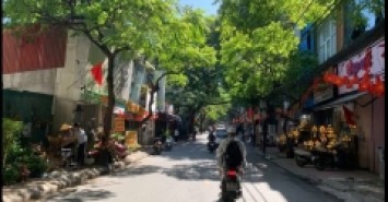 BÁN NHÀ HOÀNG HOA THÁM , KHU VỰC LÕI TRUNG TÂM CỦA THÀNH PHỐ.