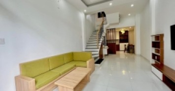 ♣ Nhà kiệt rộng gần Bế Văn Đàn + Hà Huy Tập, 47m2, 2.5 tầng cứng đẹp, 3PN, 3.95 tỷ