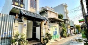 Bán nhà đường Hiệp Bình, Hiêhp Bình Chánh. Thủ Đức. DT 72m2, 3 tầng, SHR. Giá 8.2 tỷ,