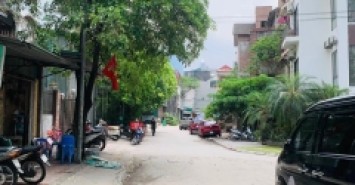 Cho thuê biệt thự Mễ Trì Thượng, 140m2, 4 tầng, làm văn phòng, nhà ở