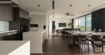 Dòng tiền 3,6 tỷ/năm- Bán tòa Apartment gần MP Liễu Giai 7 tầng- 120m2- 50 tỷ gara ô tô
