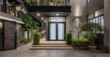Chủ cần tiền giảm nhanh 20 tỷ! Bán căn biệt thự Vườn Đào, cạnh Lotte Tây Hồ - 300m2 - MT 16m