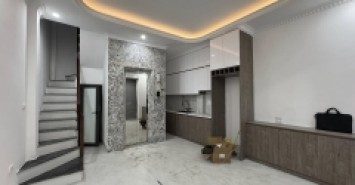 TRƯỜNG TRINH 31M 7 TẦNG 9.95 TỶ SÁT PHỐ KINH DOANH 0986073333