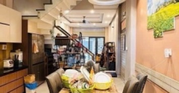 Bán nhà đường Kha Vạn Cân, Linh Trung, Thủ Đức, TP HCM. DT 56m2, 4 tầng. Giá - 8.5 tỷ