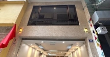 Bán nhà đẹp Ngô Gia Tự- Phân Lô-Kinh Oanh- Oto 75m 5 tầng- thang máy- nhỉnh 12 tỷ(TL)