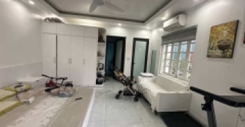 Bán nhà phân lô Vũ Hữu, 55m2, 5 tầng, ô tô vào nhà, 2 mặt thoáng, ở ngay