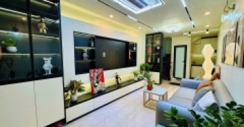 NHÀ 30M - TRUNG TÂM QUẬN HAI BÀ TRƯNG- SÁT PHỐ CỔ - CHỈ 150M RA MẶT PHỐ TRẦN KHÁT CHÂN - 5 TẦNG 3 NGỦ - FULL NỘI THẤT ĐẸP LONG LANH. GIÁ 7,9 tỷ