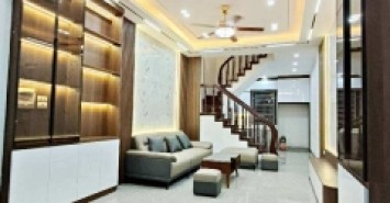 TT Hai Bà Trưng, Nhà Đẹp Ở Ngay, Full Nội Thất, 45m Nhỉnh 9 Tỷ
