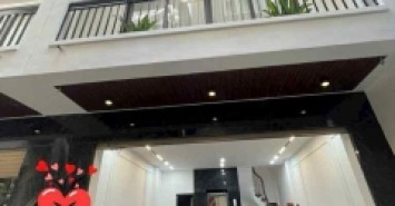 bán nhà Ngọc Lâm, 6 tầng thang máy, full nội thất, gara ôtô, ngõ thông Ngọc Lâm-Nguyễn Văn Cừ