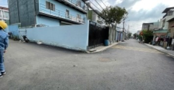 Chính chủ gửi bán nhà đường xe hơi 4m kề ngả tư Bình Phước