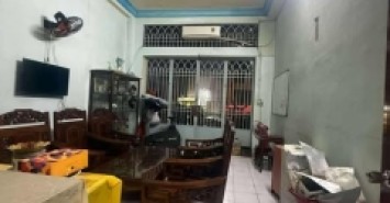 Nhà MT Đường Hùng Vương Phường 9 Quận 5 Cũ.