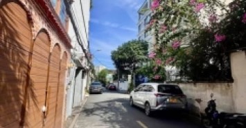 Nhà MT Đường 43 Quận 2 Phường Thảo Điền Cũ.