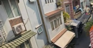 Nhà HXH Đường Cô Giang Phường 1 Phú Nhuận Cũ.