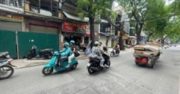 MẶT PHỐ ĐÊ LA THÀNH – BA ĐÌNH – 100M² – MẶT TIỀN 8M – DÒNG TIỀN 80 TRIỆU/THÁNG