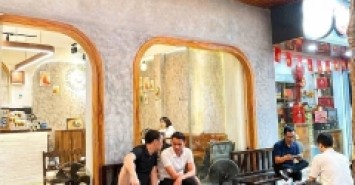 Sang nhượng quán cafe mặt ngõ ô tô tránh Đỗ Quang - Cầu Giấy