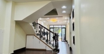 Bán nhà mặt tiền 4 tầng KDC Ứng Thành 4x20 chỉ 8 tỷ 8 ngay Lê Bôi