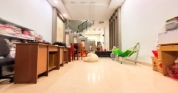 Bán nhà 3 tầng, đường Số 10, Tăng Nhơn Phú B, Q9. Thủ Đức, TP HCM. DT 90m2, SHR. Giá 6,15 tỷ.