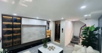 Minh Khai, Nhà Đẹp Lô Góc, 7 Tầng Thang Máy Full Nội Thất Hơn 9 Tỷ