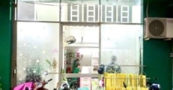CẦN SANG TIỆM NAIL PHÚ NHUẬN  VỊ TRÍ ĐẸP, KHÁCH ỔN ĐỊNH
