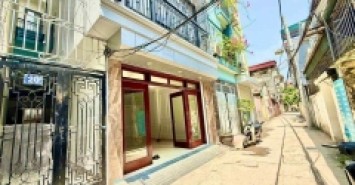 nhà đẹp lô góc Hồng Tiến, 45m x 5 tầng, mặt tiền 4.5m, gara ôtô, phân lô bàn cờ, ôtô chạy vòng quanh