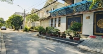 BÁN NHÀ CẤP 4, 2 CĂN TRÊN 180M2 THỔ CƯ (12M X 15M), VUÔNG VỨC - CHỈ 6.2 TỶ - KDC HIỆN HỮU, GIÁP QUẬN 8
