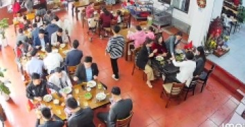 Do công việc bận dộn nên E cần sang nhượng nhà hàng hoặc kết hợp kinh doanh