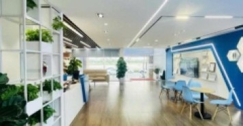 Bán tòa nhà Văn phòng Mặt phố Hoàng Cầu Đống Đa - 240m2 9 tầng - View hồ Dòng tiền 3 tỷ/năm