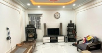 BÁN NHÀ PHỐ 5 TẦNG (4.1X13.5M) XE HƠI ĐỖ CỬA CHỈ 9.25 TỶ, GIÁP TẠ QUANG BỬU, P.5, QUẬN 8