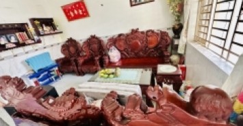 Bán nhà trong ngõ đường Số 8, Linh Xuân, Thủ Đức. DT 174m2, 2 tầng, 4PN, SH, giá 6.15 tỷ. LH: 0933125879