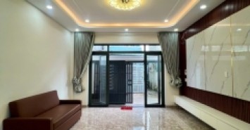 Bán nhà đườg 160 , Tăng Nhơn Phú A, Q9, Thủ Đức, TP HCM. DT 76m2, 3 tầng. Giá 6.7 tỷ, SHR - 0933125879