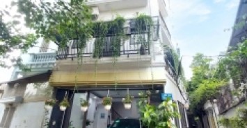 Tôi bán nhà riêng 47m 6 tầng ngõ 521 Trương Định. Gara Ô tô LH: 0336277055. Không tiếp MG