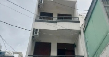 **Bán nhà hxh Cách Mạng Tháng 8** p4 Tân Bình (4,5*13) 4 tầng -9,5 tỷ