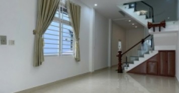 Bán nhà đường số 2, Phường Tăng Nhơn Phú B, Thủ Đức, TP HCM. DT 60m2. Giá 6,3 tỷ, sổ hồng. Liên hệ 0933125879.