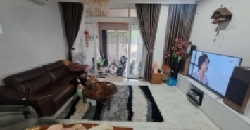 Bán nhà 90m², 3 tầng, DT 90 m2, 4PN, 5WC, Q.9, Giá 9,05 tỷ, sổ hồng