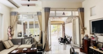 Bán nhà đường 102, Phường Tăng Nhơn Phú A, Q9, Thủ Đức, TP HCM. DT 84m2, 3 tầng, 4PN, sổ hồng, giá 7.45  tỷ.