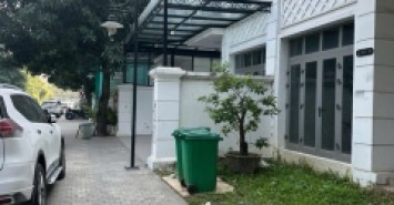 BÁN BIỆT THỰ VINHOMES RIVESIDE 176M2- 4 TẦNG- 70 TỶ